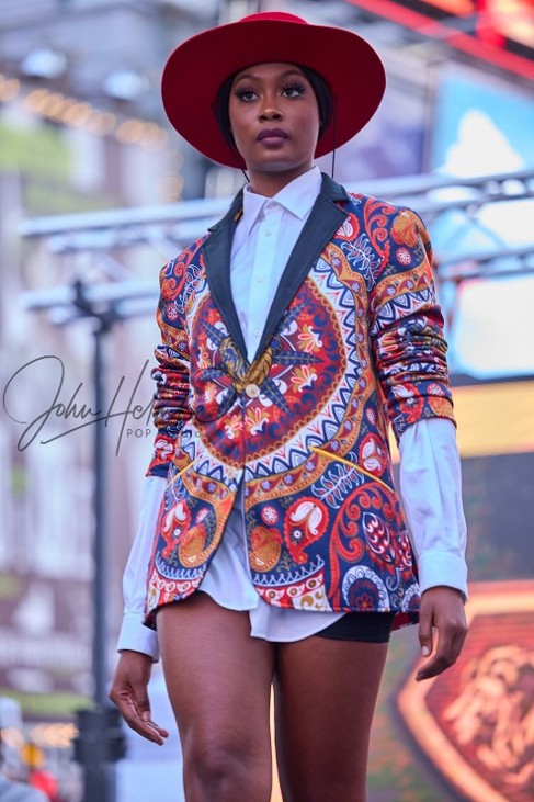 Dewry DuRoi, HealthJox, Times Square, NYFW